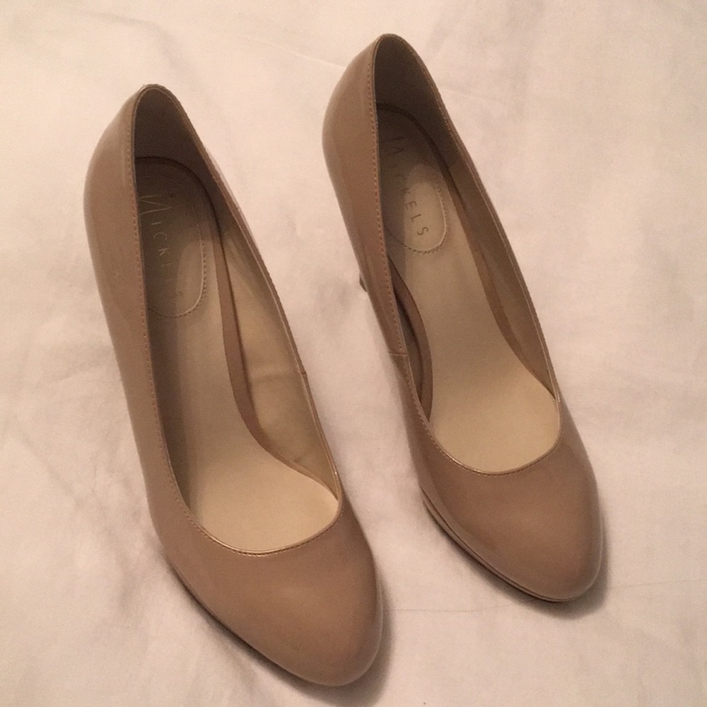 Patten leather pumps